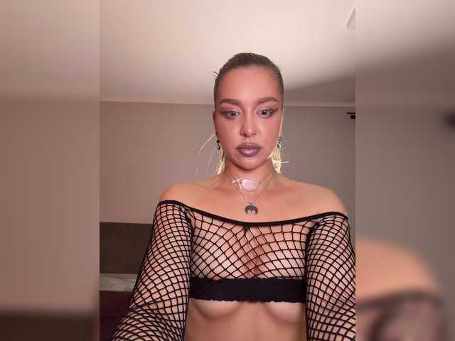 MistressX555's BongaCams show and profile