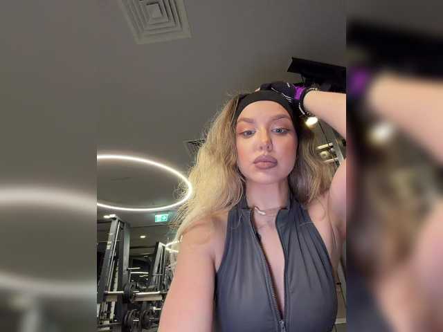 MistressX555's BongaCams show and profile