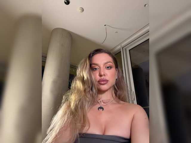 MistressX555's BongaCams show and profile