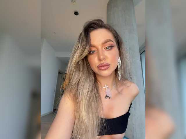 MistressX555's BongaCams profile