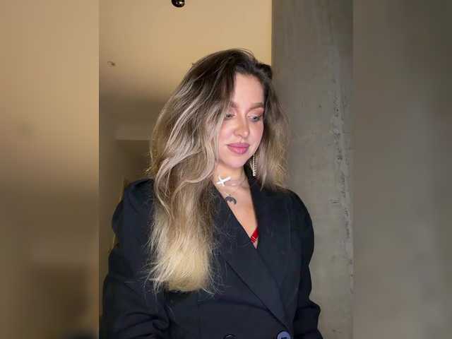 MistressX555's BongaCams show and profile