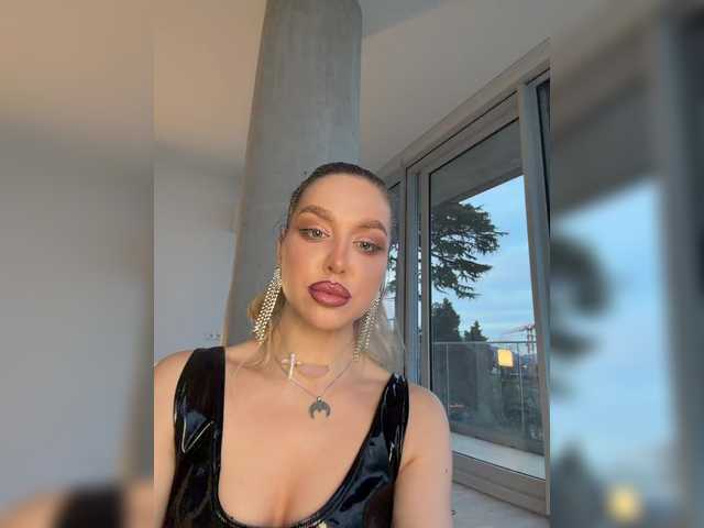 MistressX555's BongaCams show and profile