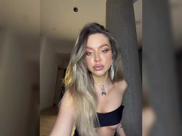 MistressX555's BongaCams show and profile