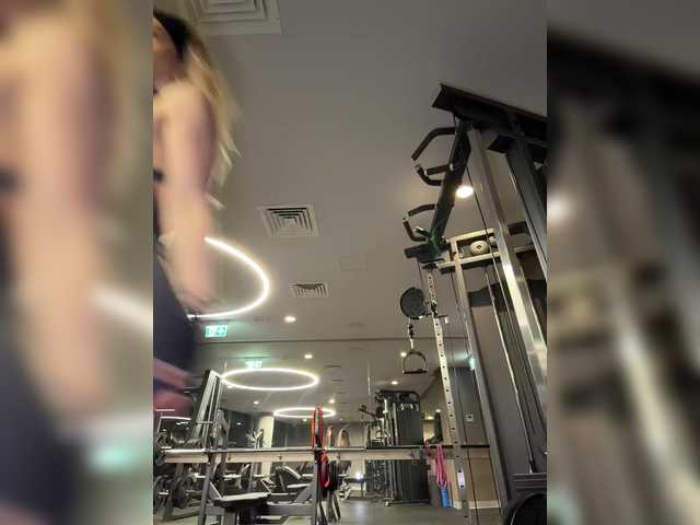 в попе у MistressX555