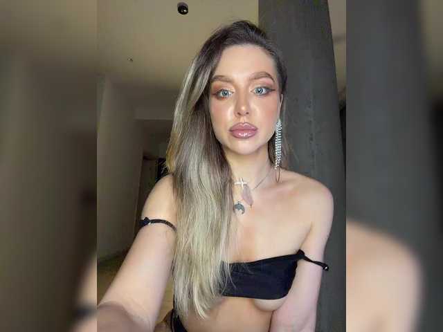 MistressX555's BongaCams show and profile