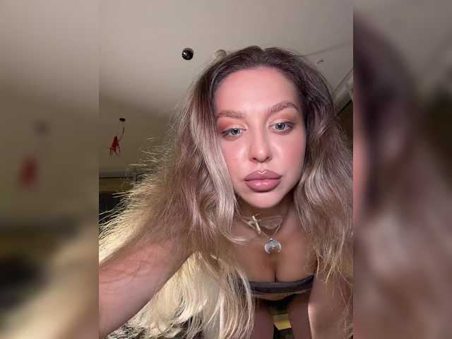 MistressX555's BongaCams show and profile