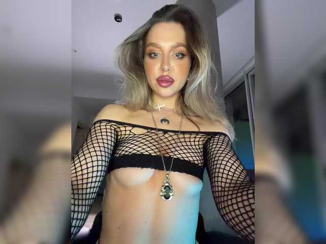 MistressX555's BongaCams show and profile