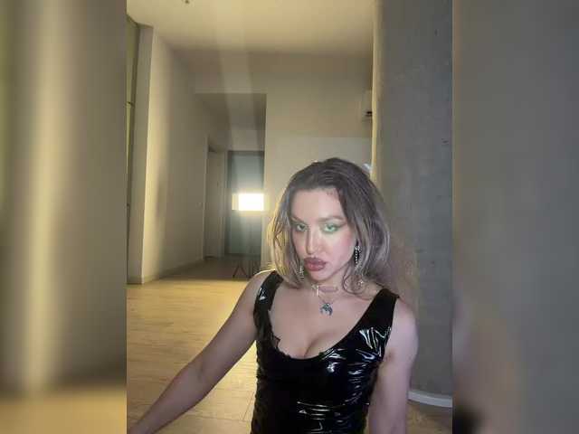 MistressX555's BongaCams show and profile