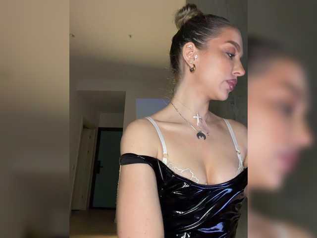 MistressX555's BongaCams show and profile