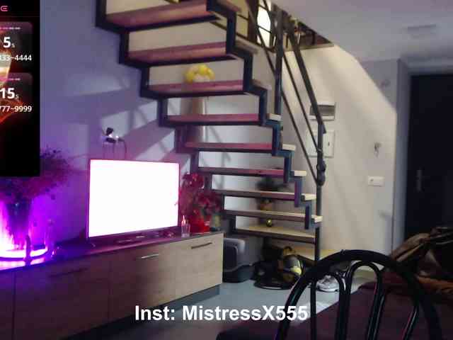 MistressX555 webcam
