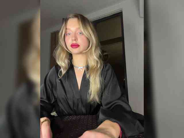 MistressX555 webcam