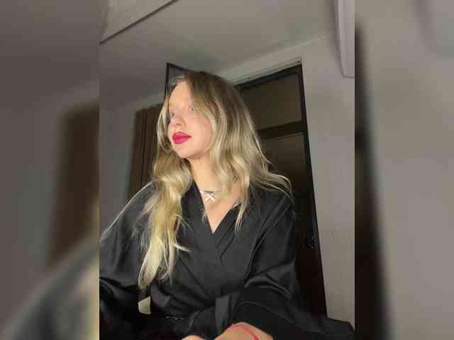 MistressX555 webcam