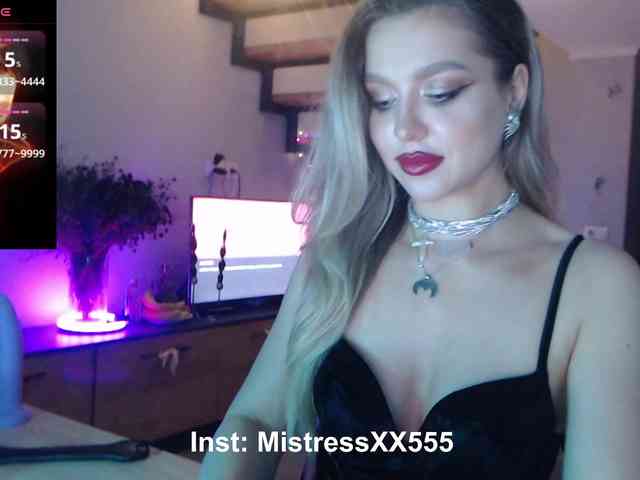MistressX555 webcam