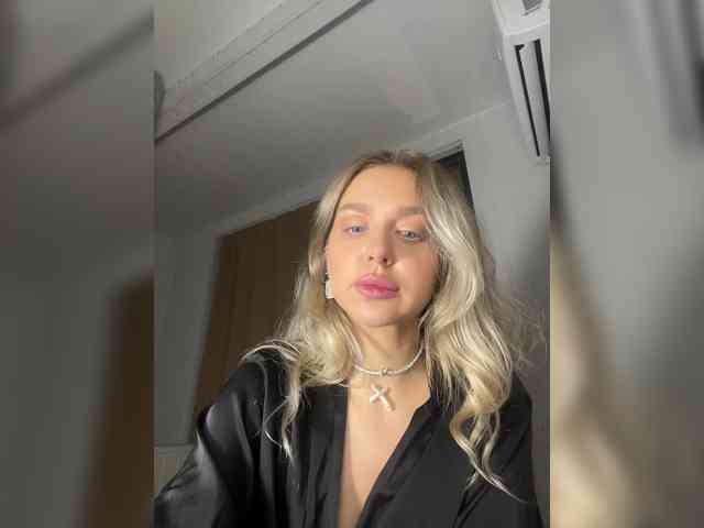 MistressX555 webcam
