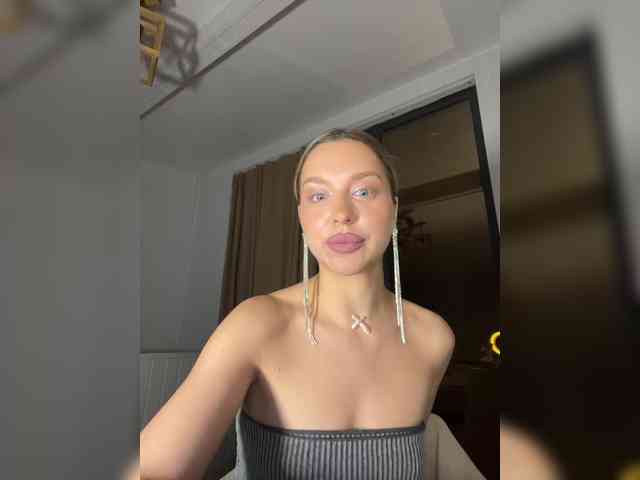 MistressX555 webcam