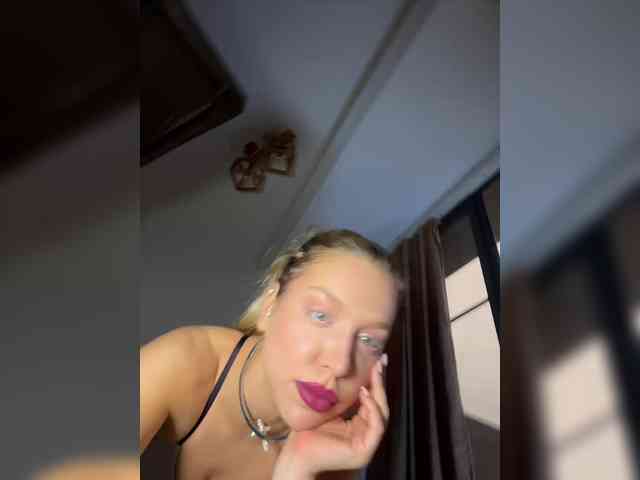 MistressX555 webcam