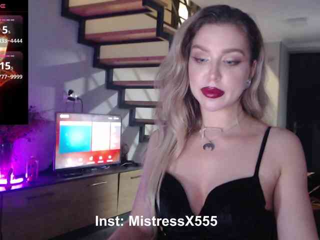 MistressX555 webcam