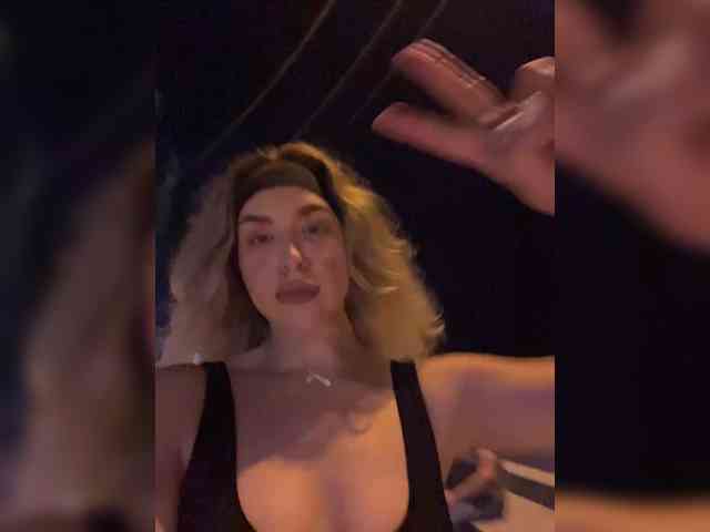 MistressX555 webcam