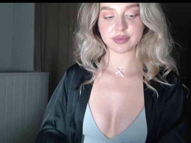 MistressX555 webcam