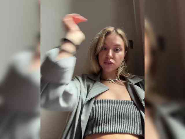 MistressX555 webcam