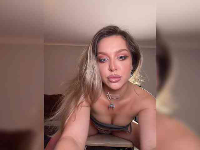 MistressX555 webcam