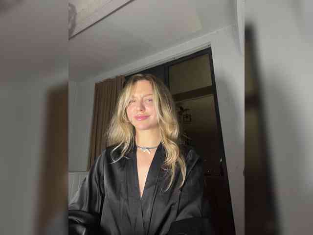 MistressX555 webcam