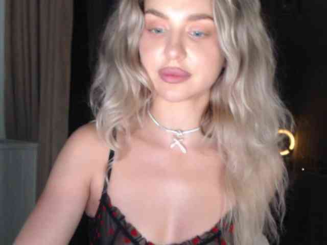 MistressX555 webcam