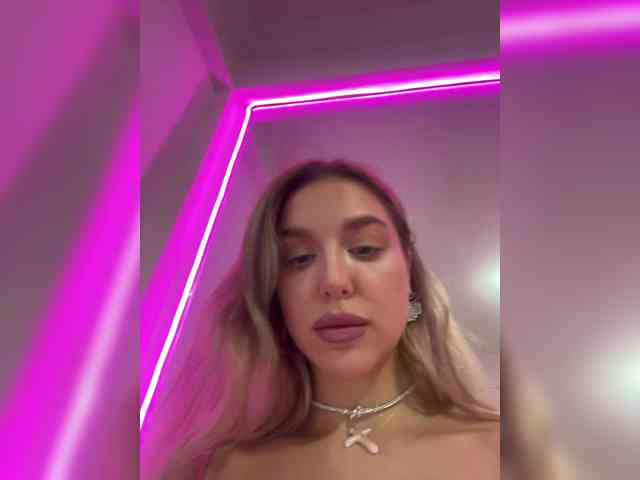 MistressX555 webcam