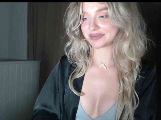 MistressX555 webcam