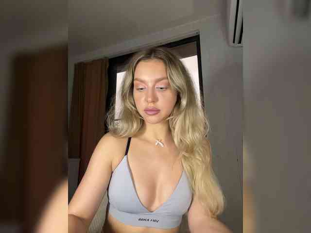 MistressX555 webcam