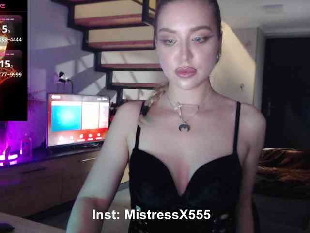 MistressX555 webcam
