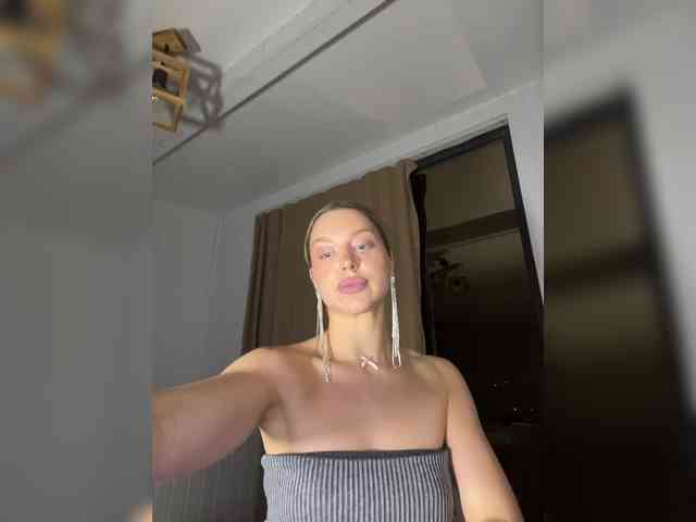 MistressX555 webcam