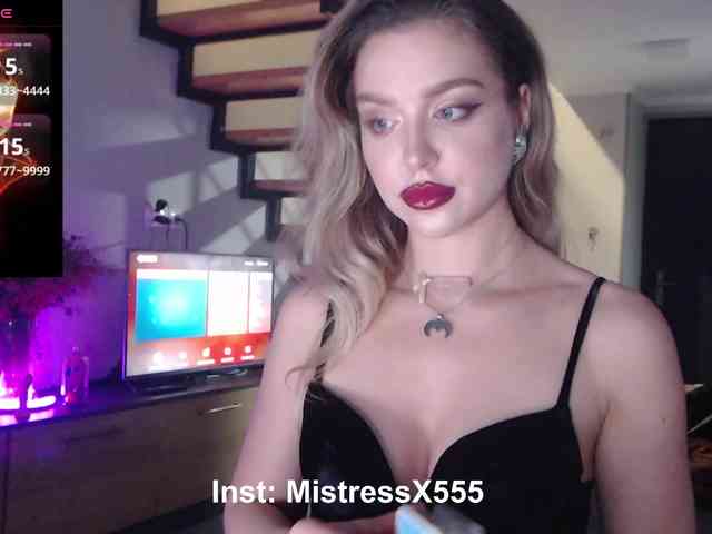 MistressX555 webcam