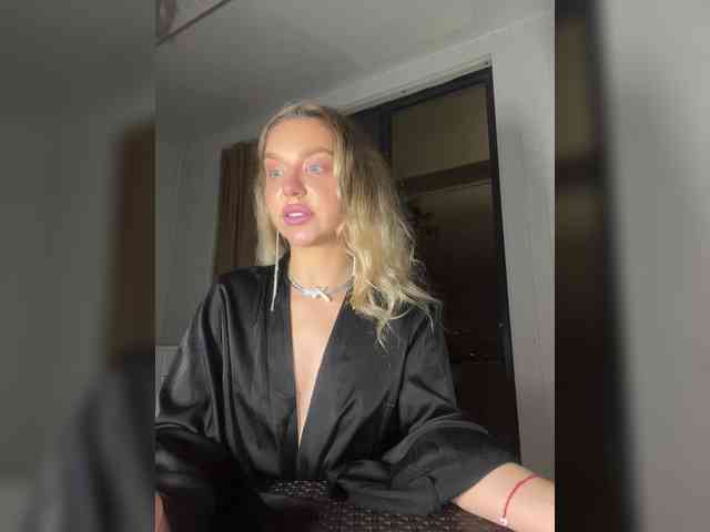 MistressX555 webcam
