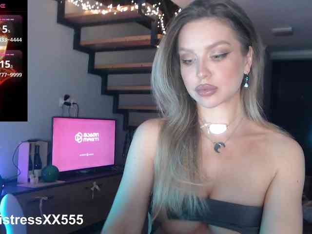 MistressX555 webcam