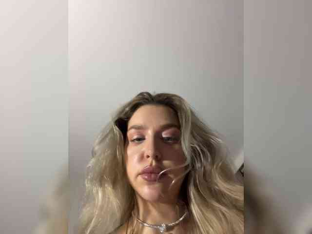 MistressX555 webcam