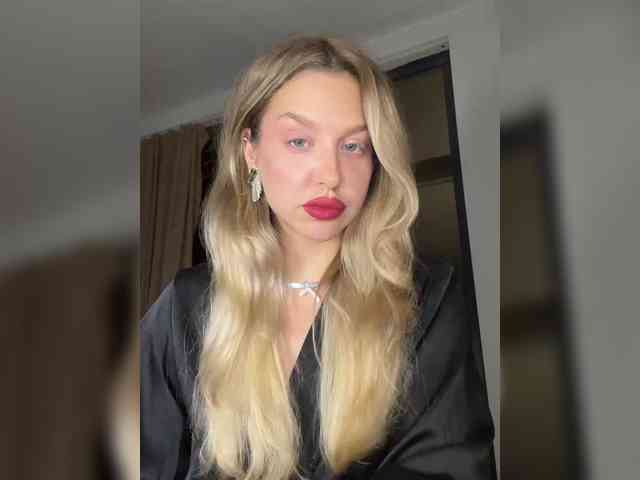 MistressX555 webcam