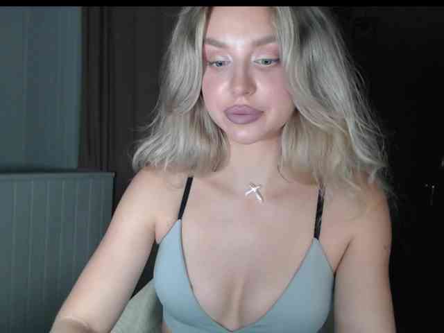 MistressX555 webcam