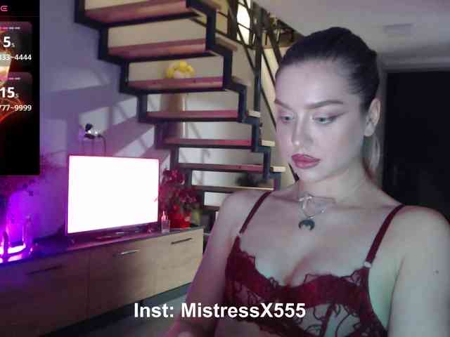 MistressX555 webcam
