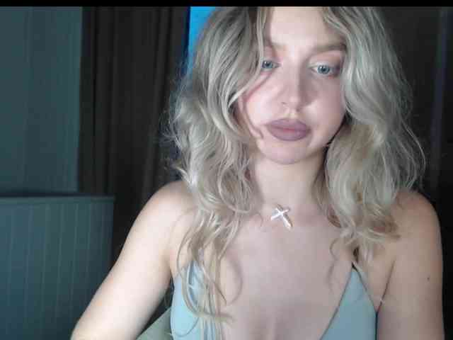 MistressX555 webcam