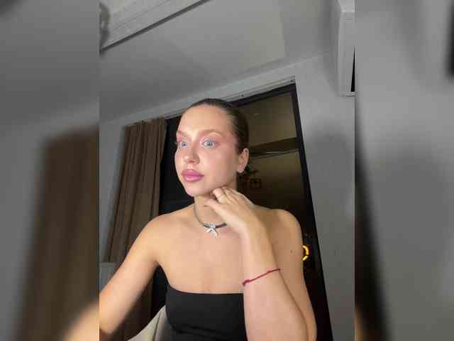 MistressX555 webcam