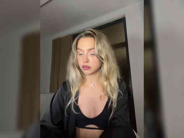 MistressX555 webcam
