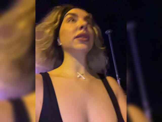 MistressX555 webcam
