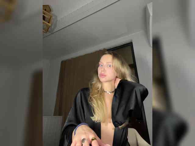 MistressX555 webcam