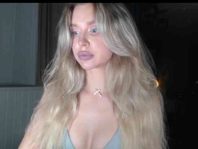 MistressX555 webcam