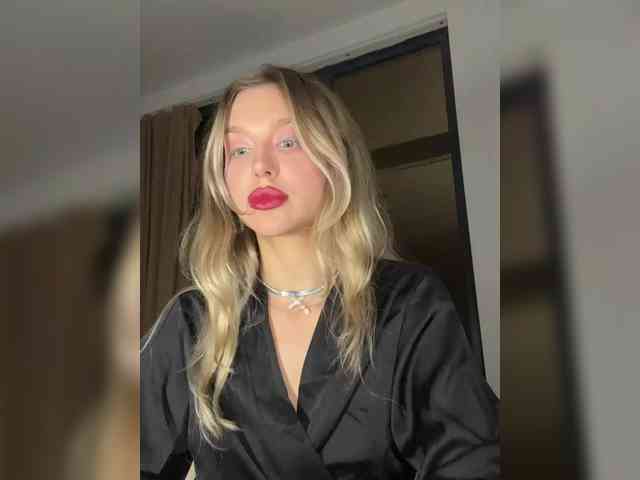 MistressX555 webcam