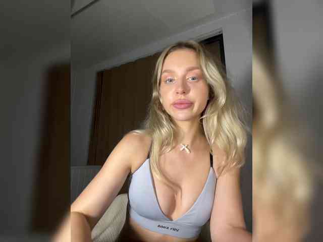 MistressX555 webcam