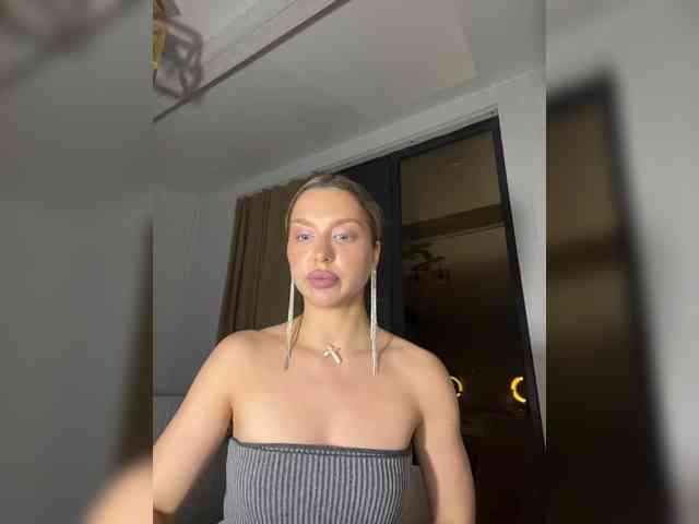 MistressX555 webcam