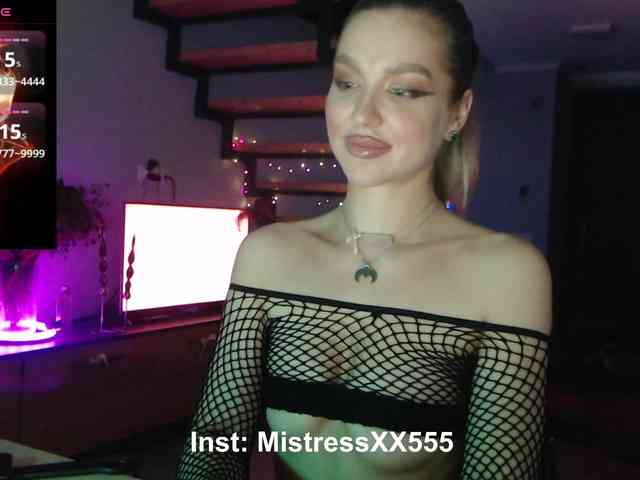 MistressX555 webcam
