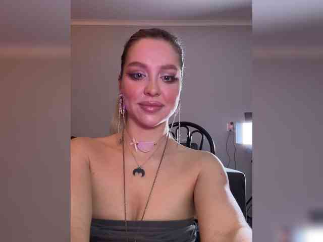 MistressX555 webcam
